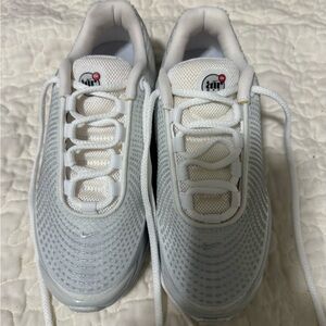 Nike White Mesh Sneakers